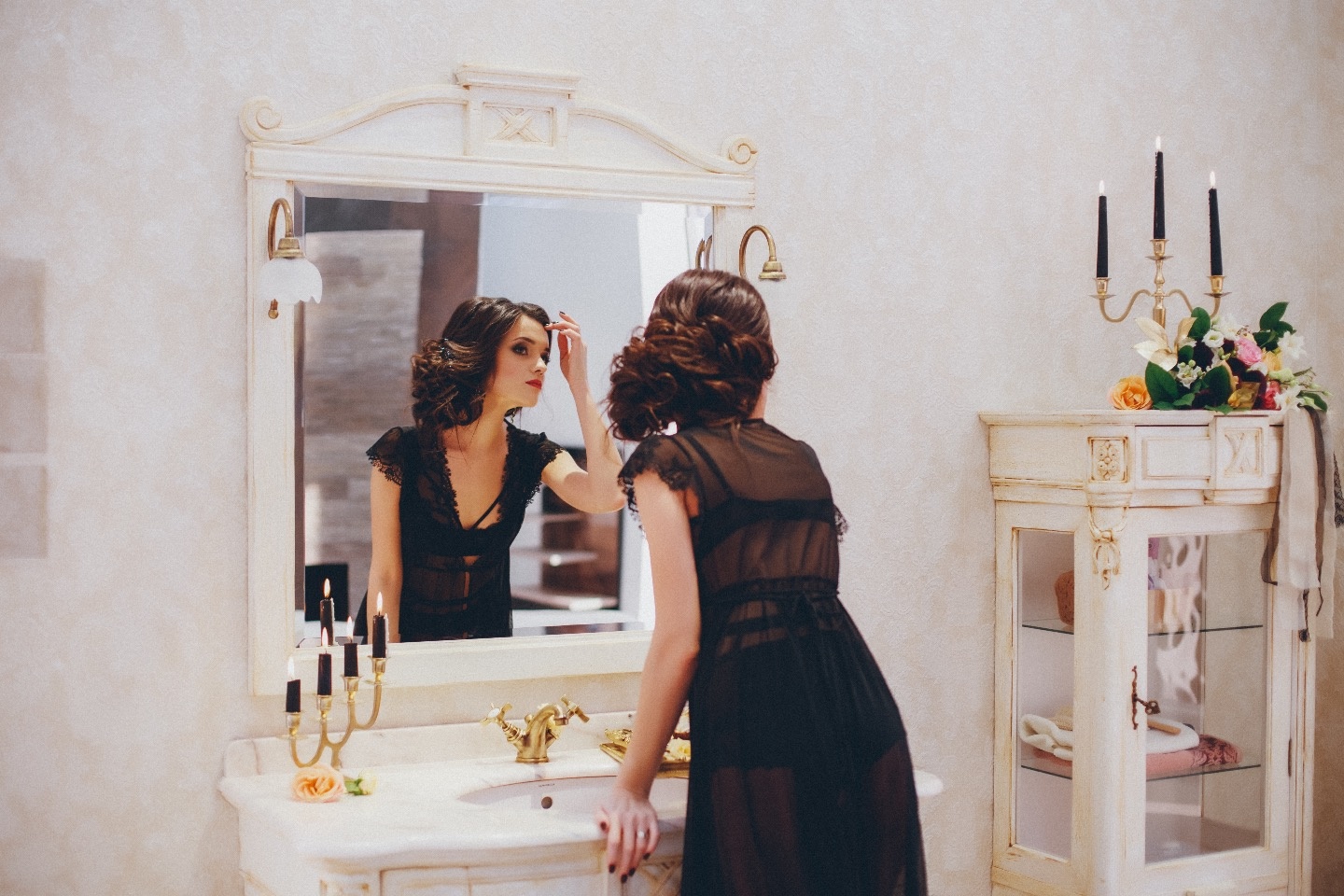 Черная вуаль: стилизованная фотосессия утра невесты