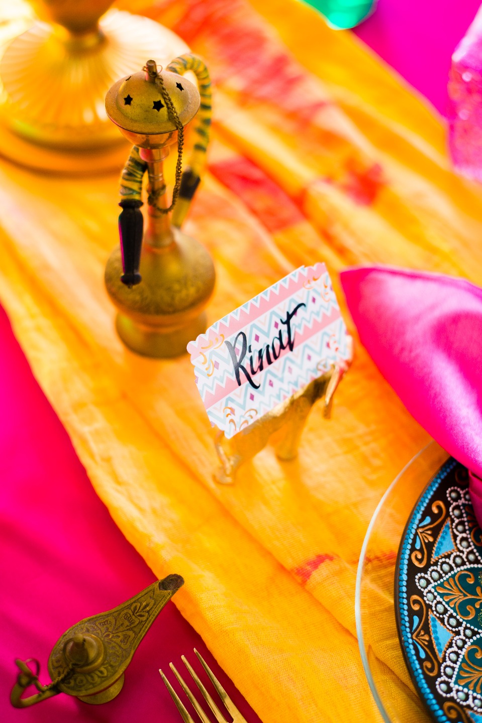 В индийском стиле: стилизованная фотосессия Рината и Евгении