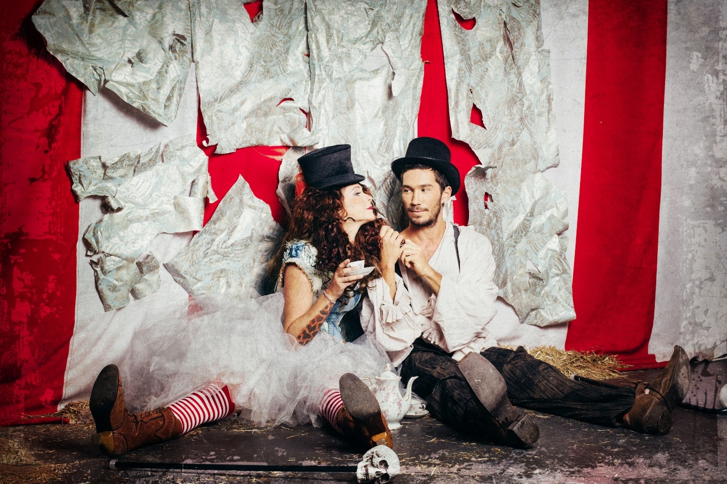 Под куполом цирка: стилизованная фотосессия Светланы и Алекса