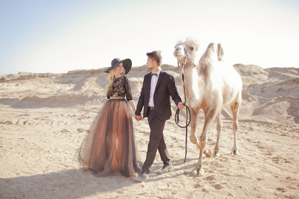 Bohemian Black and Gold Wedding: стилизованная фотосессия