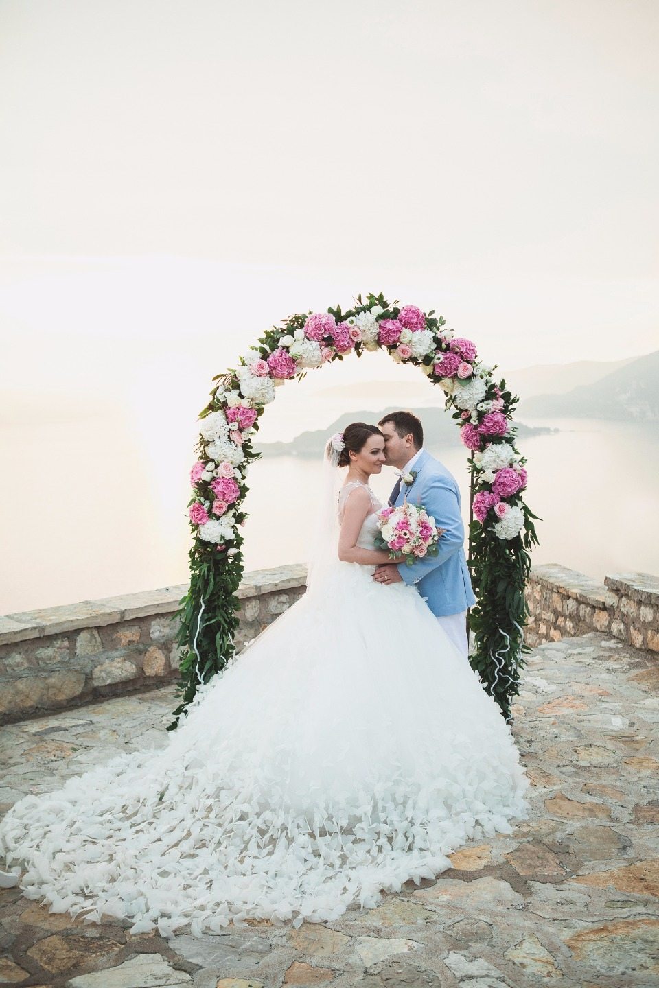 В солнечной Черногории: свадьба Алексея и Ольги