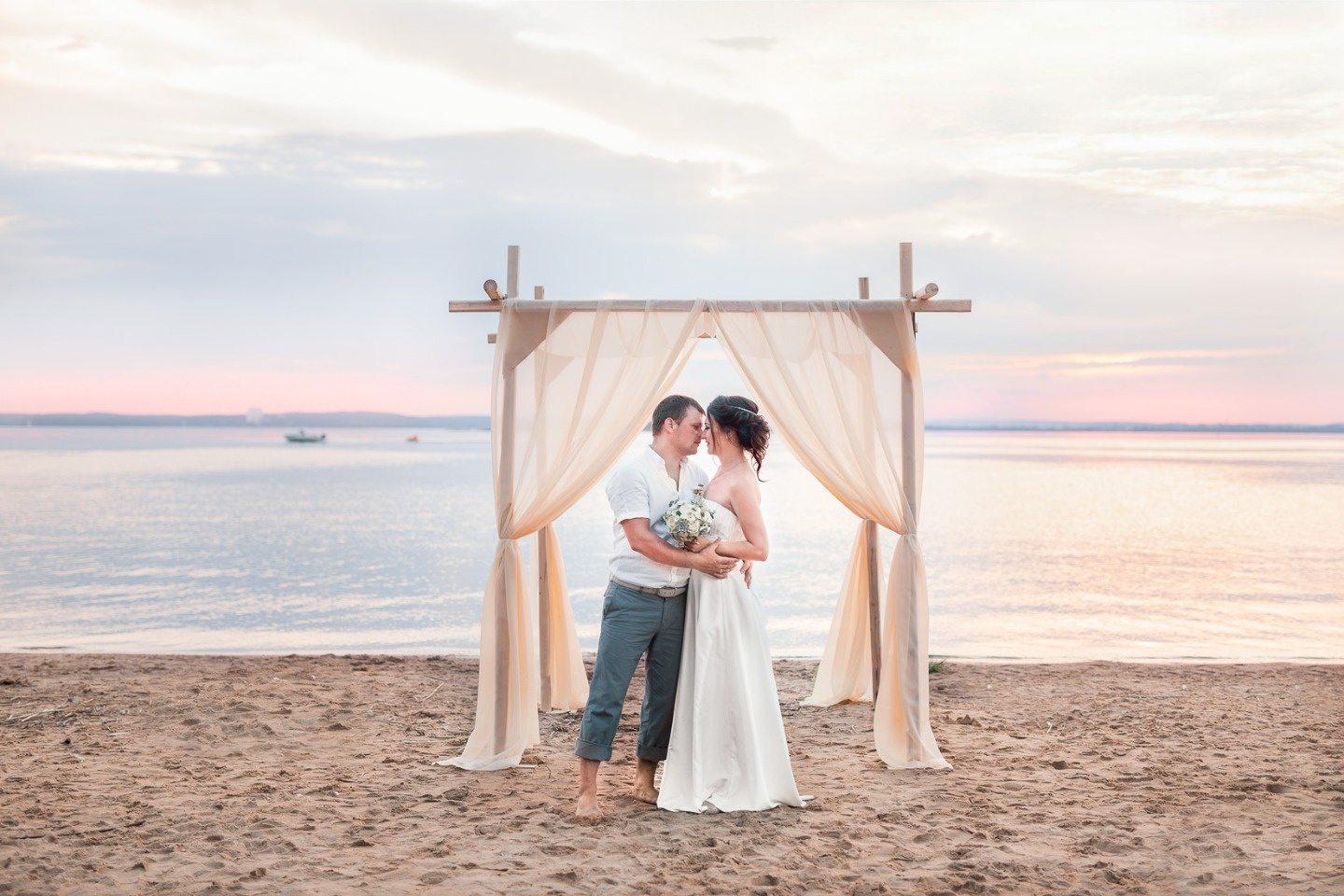 Морская свадьба для двоих: стилизованная фотосессия Надежды и Сергея